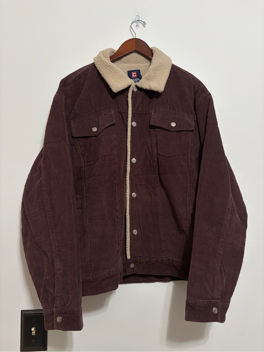 Chaps Men’s Brown Corduroy Bomber Jacket with Cream Sherpa CollarL26W23SLEEVE25